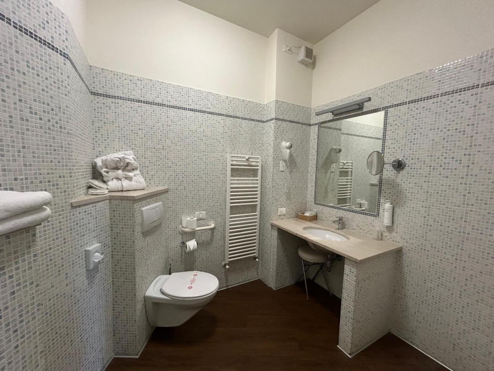 Best Western Cesena Hotel Экстерьер фото