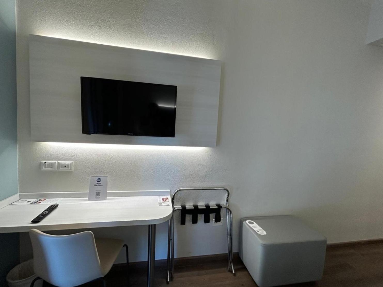 Best Western Cesena Hotel Экстерьер фото
